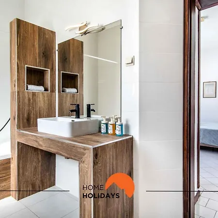 Holiday home #116 Telhas Verdes By Holidays *